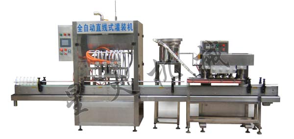 全自動直線式旋蓋封口貼標灌裝生產線