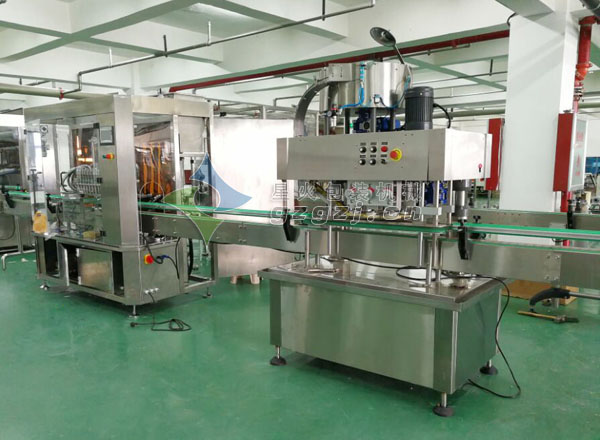 全自動液體灌裝生產線